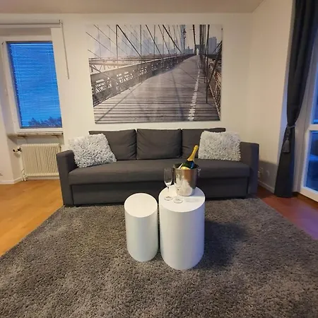 Close To The Subway. Beautiful And Cozy Apartment! Stockholm Exterior photo