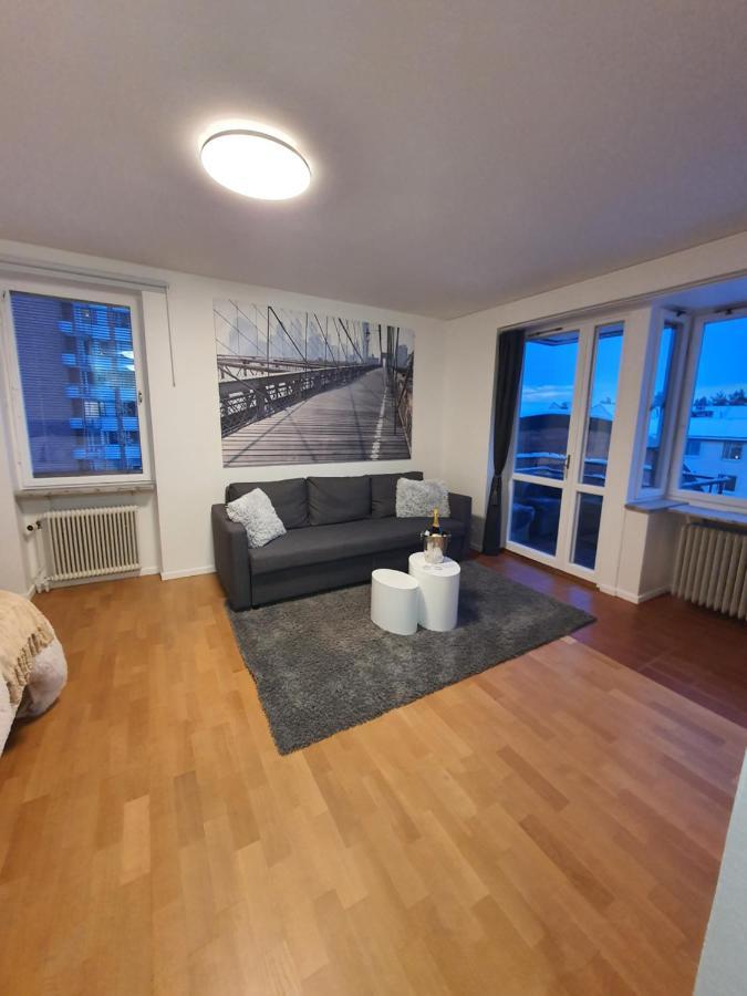 Appartement Close To The Subway. Beautiful And Cozy Apartment! Stockholm